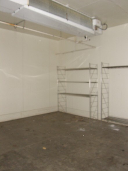 More Photos Of 2112 Industrial Dr, Niles Manufacturing For Sale