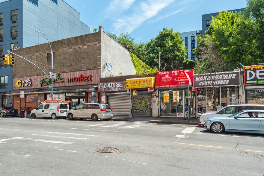 More Photos Of 3218 3rd Ave, Bronx Storefront For Sale
