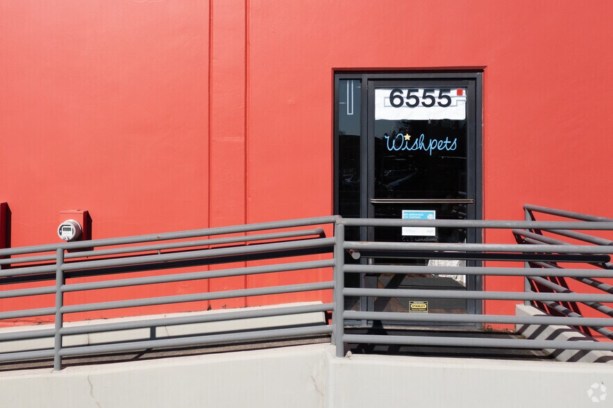 More Photos Of 6555 SW 110th Ct, Beaverton Industrial For Sale