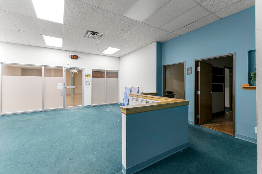 More Photos Of 35425 W Michigan Ave, Wayne General Retail For Lease
