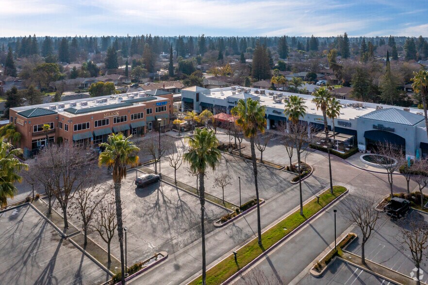 More Photos Of 6795 N Palm Ave, Fresno Unknown For Lease