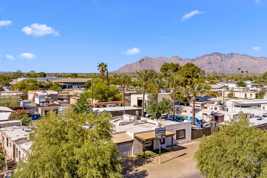 More Photos Of 2200 La Osa st, Tucson Light Distribution For Lease