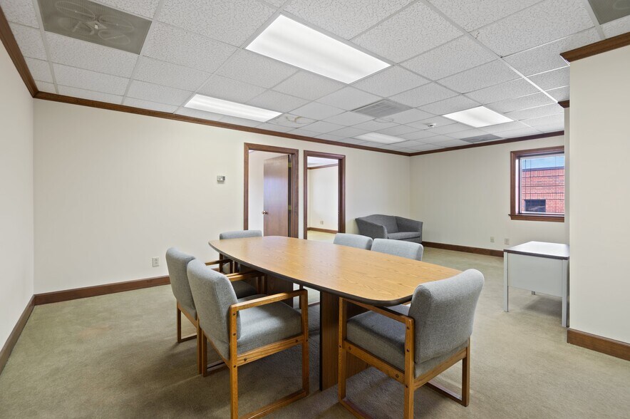 More Photos Of 350 Crompton St, Charlotte Industrial For Sale