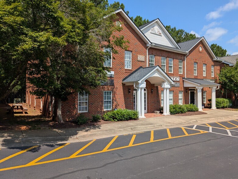 More Photos Of 6511 Creedmoor Rd, Raleigh Office For Lease