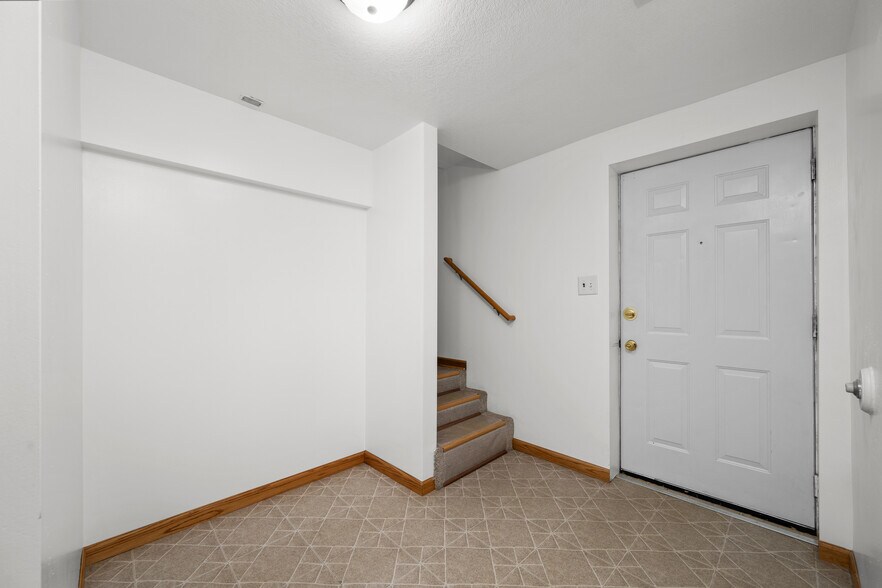 More Photos Of 222 6th St, Buffalo Apartments For Sale