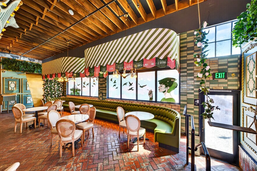 More Photos Of 2401 Kettner Blvd, San Diego Restaurant For Lease