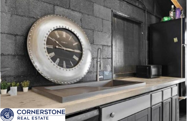 More Photos Of 301 4th st, Glenrock Office For Sale