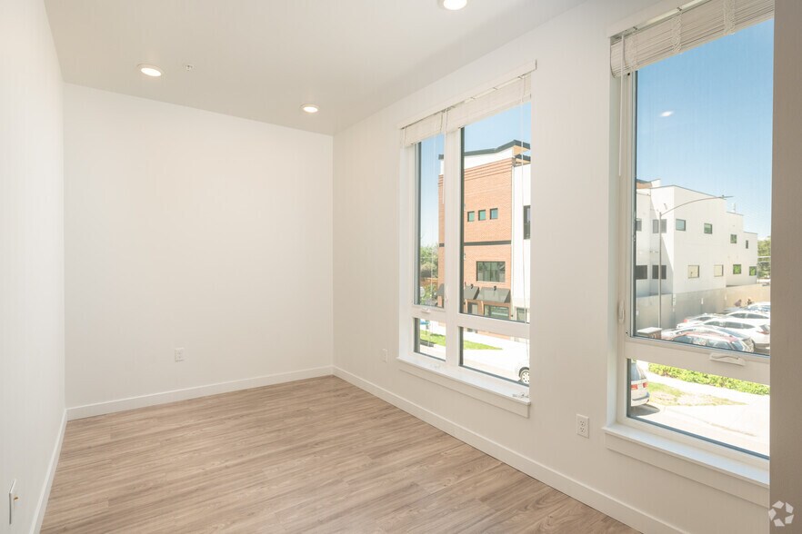 More Photos Of 1190 S Pennsylvania St, Denver Apartments For Sale