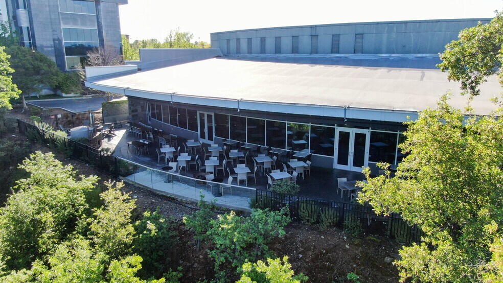 More Photos Of 202 Hemsted Dr, Redding Restaurant For Sale