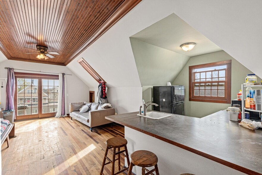 More Photos Of 3024 Chicago Ave, Minneapolis Apartments For Sale