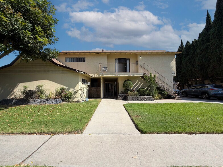 More Photos Of 9861 Acacia Ave, Garden Grove Multifamily For Sale