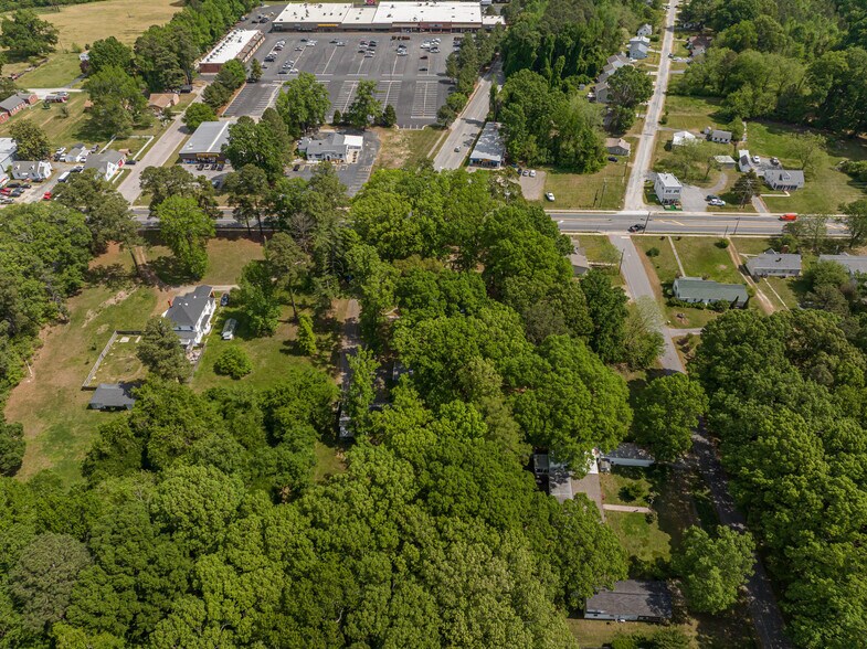 More Photos Of 2870 King William Ave, West Point Flex For Sale