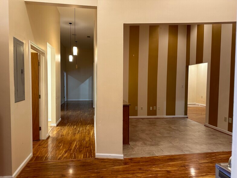 More Photos Of 1255 Commercial Dr SW, Conyers Medical For Sale