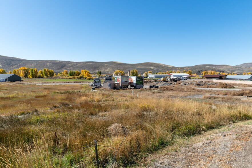 More Photos Of 351 Griffing Rd, Gunnison Land For Sale
