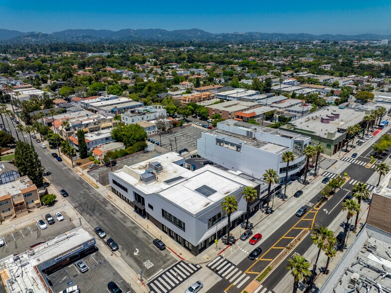 More Photos Of 2101 Wilshire Blvd, Santa Monica Medical For Sale