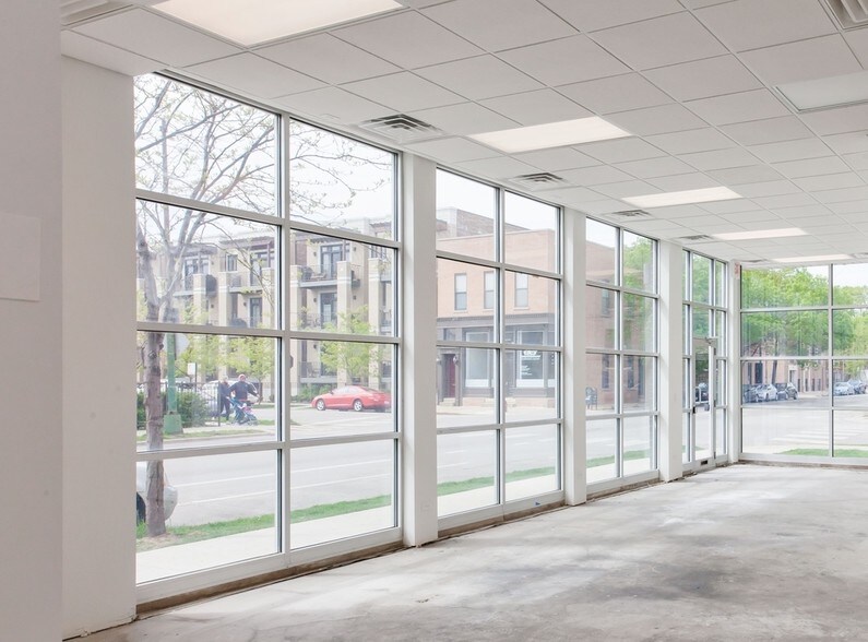 More Photos Of 1959 W Erie St, Chicago Storefront Retail Residential For Lease