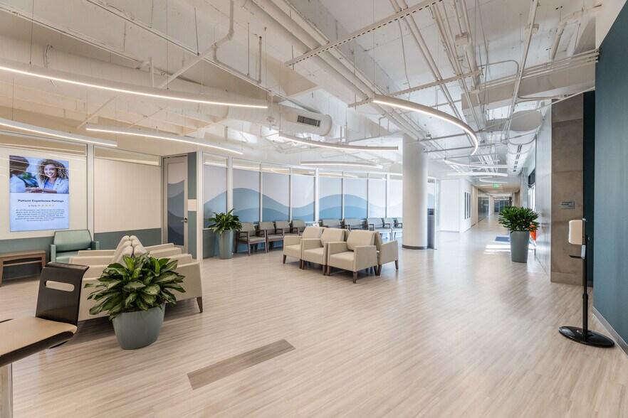 More Photos Of 6500 West Loop South, Bellaire Medical For Lease