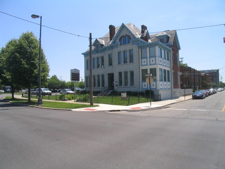 More Photos Of 513 E Rich St, Columbus Office For Sale