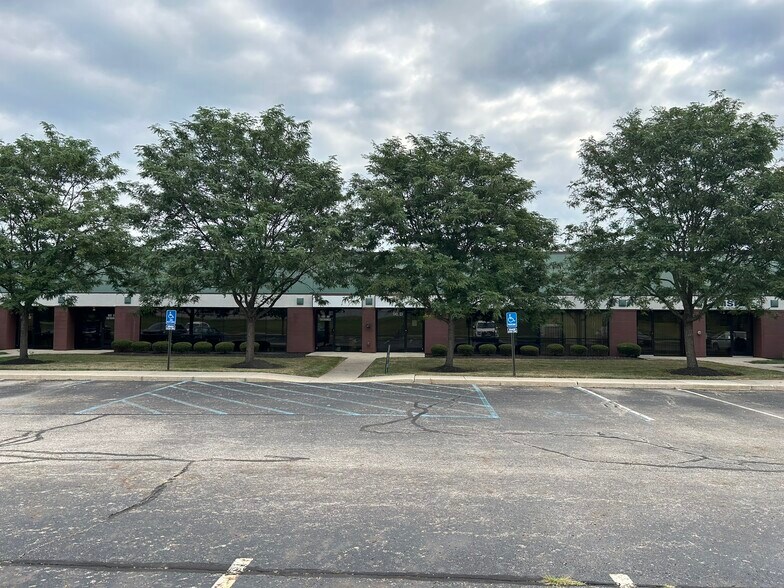 More Photos Of 96 Integrity Dr, Hebron Medical For Lease