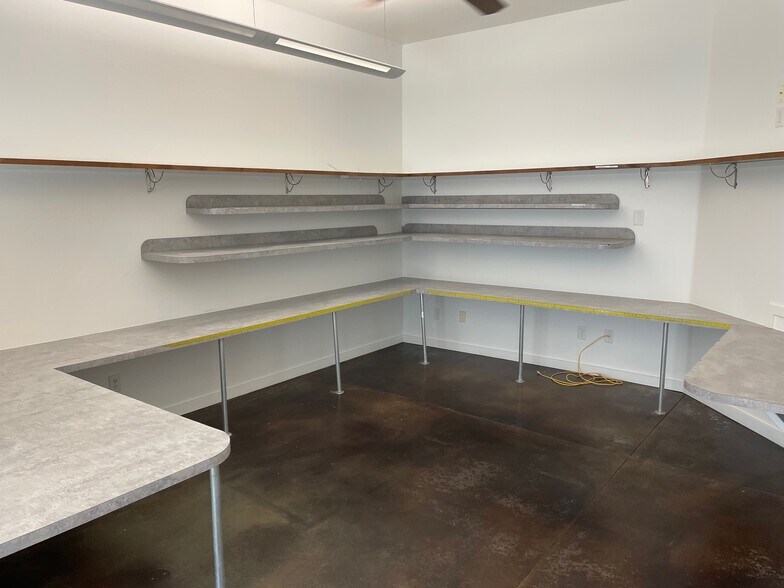 More Photos Of 1951 Commerce Center Circle, Prescott Medical For Lease