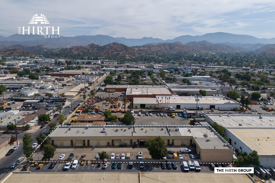 More Photos Of 11132 Fleetwood St, Sun Valley Warehouse For Lease