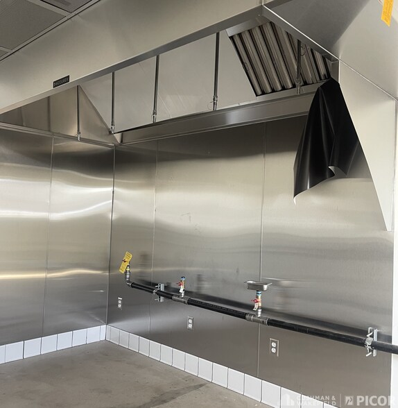 More Photos Of 613 E Delano St, Tucson Freestanding For Sale