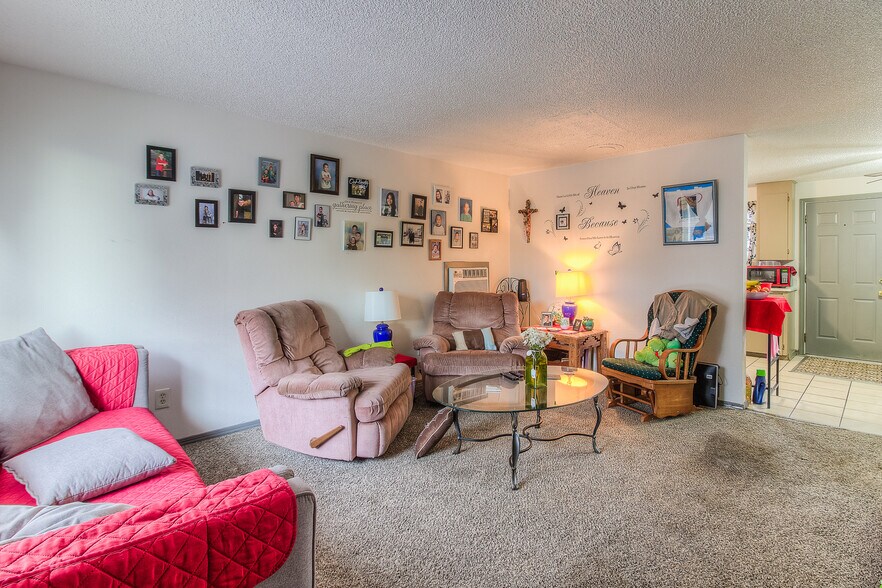 More Photos Of 1305 W King St, Yakima Apartments For Sale