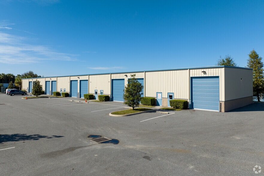 More Photos Of 1731-1829 Business Center Ln, Kissimmee Unknown For Lease