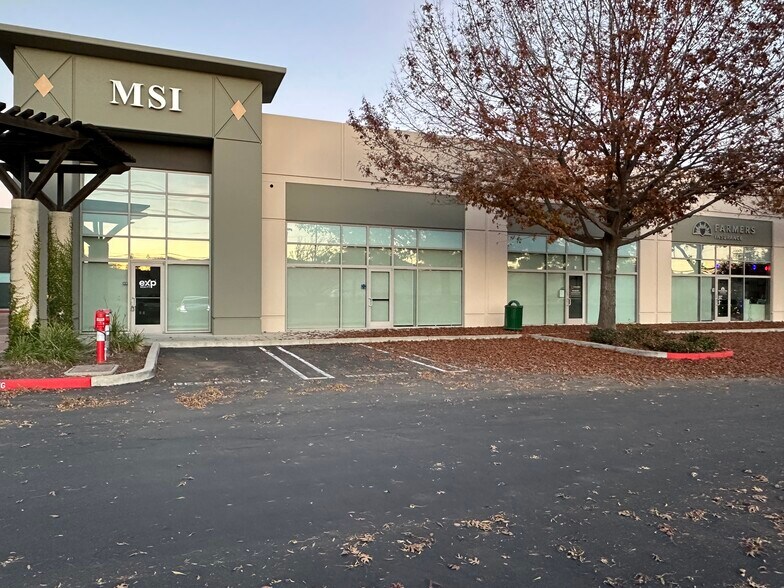 More Photos Of 9040 Brentwood Blvd, Brentwood Flex For Lease