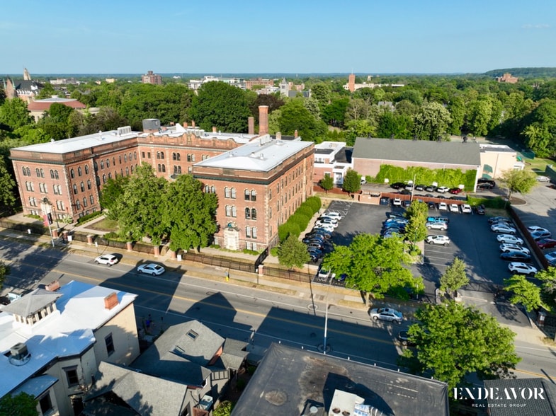 More Photos Of 300 Alexander St, Rochester Apartments For Sale