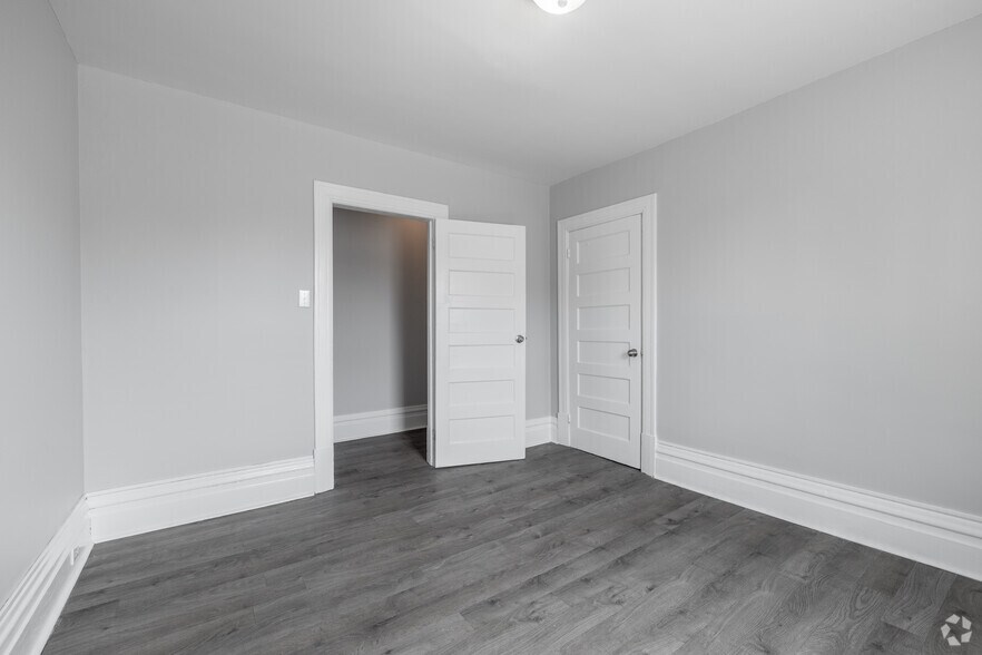 More Photos Of 46 Carlyle Ave, Ottawa Apartments For Sale