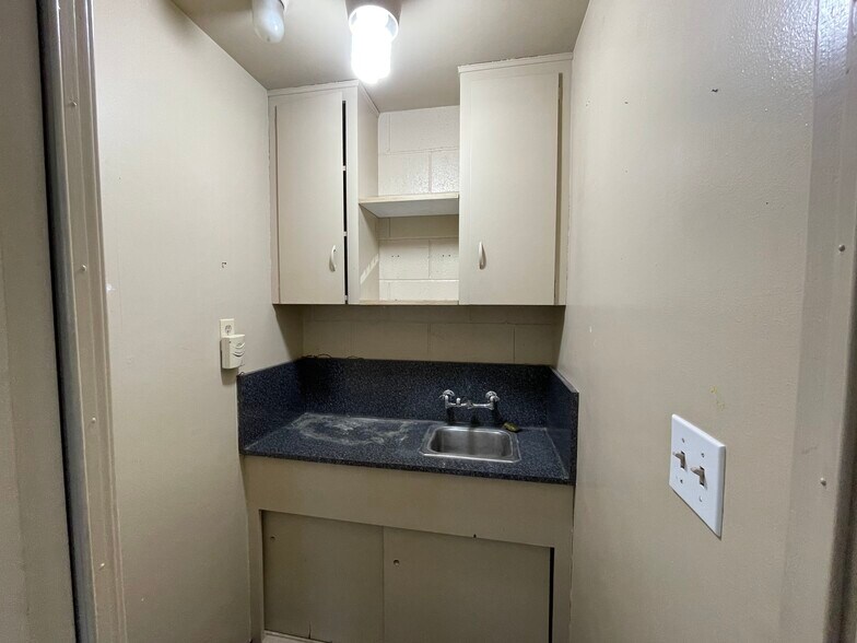 More Photos Of 174-180 W Live Oak Ave, Arcadia Medical For Lease