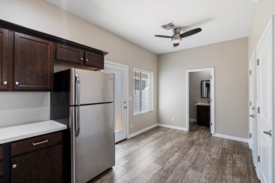 More Photos Of , Phoenix Multifamily For Sale