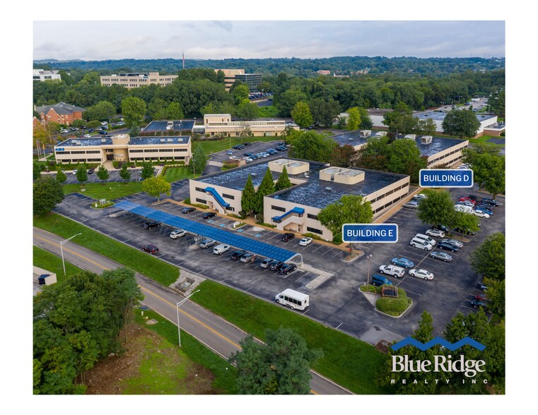 More Photos Of 9111 Cross Park Dr, Knoxville Office For Lease