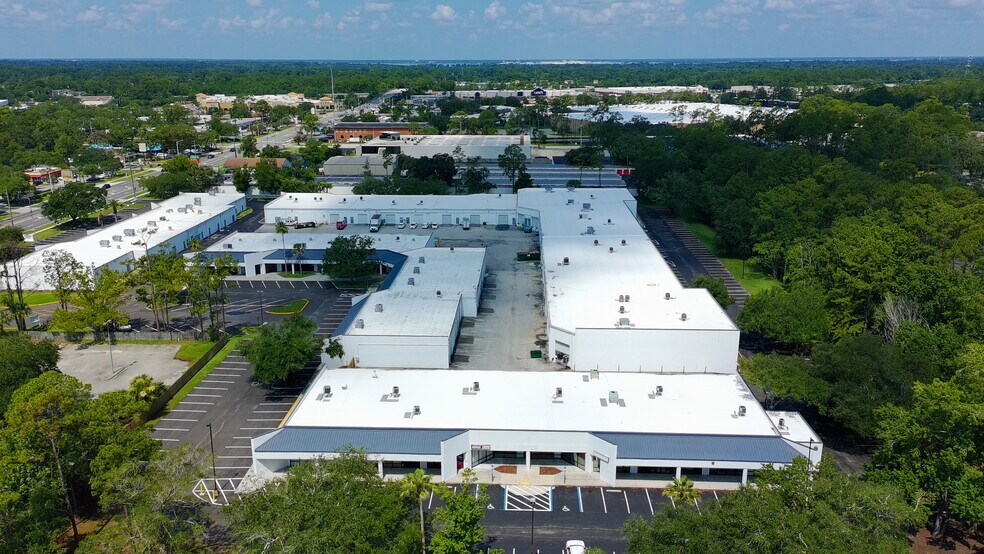 More Photos Of 8535 Baymeadows Rd, Jacksonville Unknown For Lease