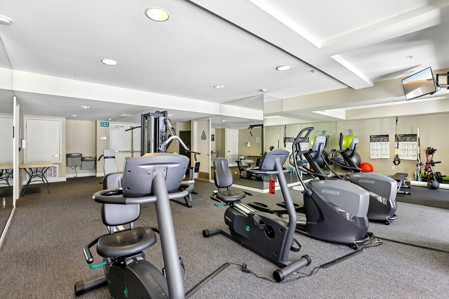 More Photos Of 46 W Julian St, San Jose Apartments For Sale