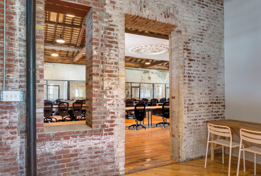 More Photos Of 1227-1237 N 4th St, Philadelphia Loft Creative Space For Sale