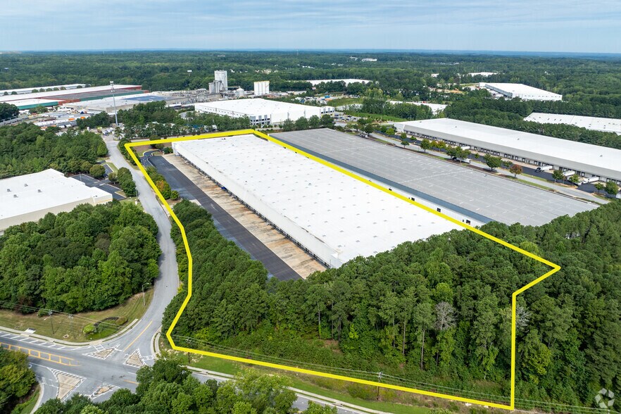 More Photos Of 4787 Stalwart Dr, Fairburn Warehouse For Lease