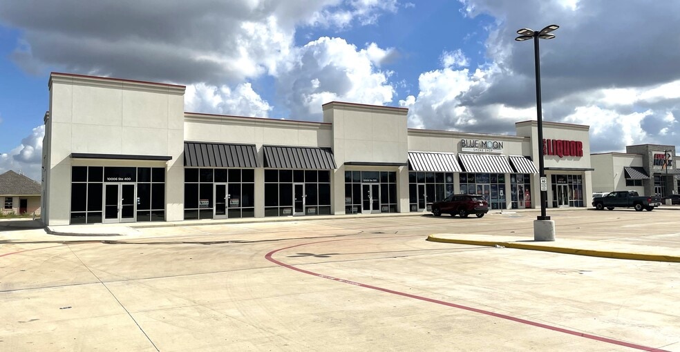 More Photos Of 10006 FM 2920, Tomball Unknown For Lease