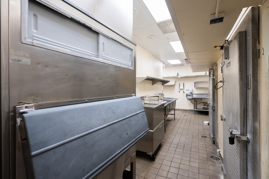 More Photos Of 3162 S Atlantic Ave, Daytona Beach Shores Restaurant For Lease