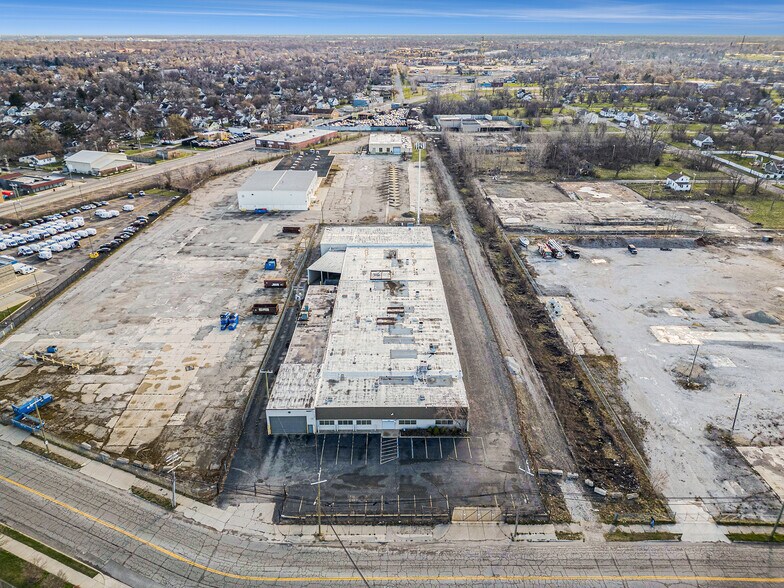 More Photos Of 14650 Dequindre St, Detroit Manufacturing For Sale