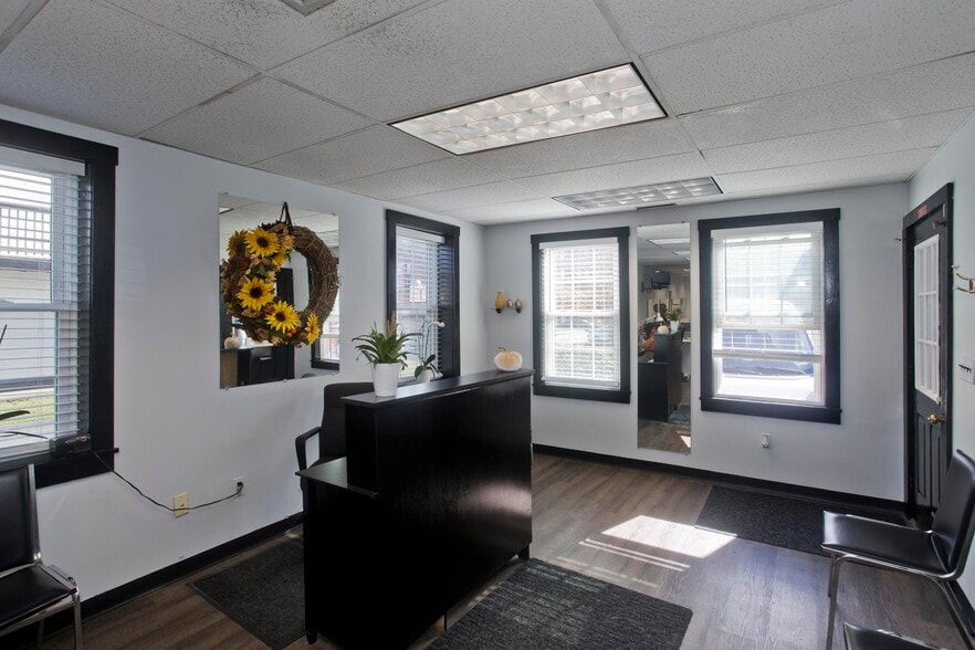 More Photos Of 62 westfield St, West Springfield Office For Sale