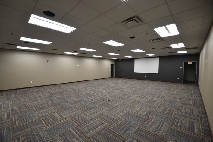More Photos Of 900 42nd St S, Fargo Office For Sale