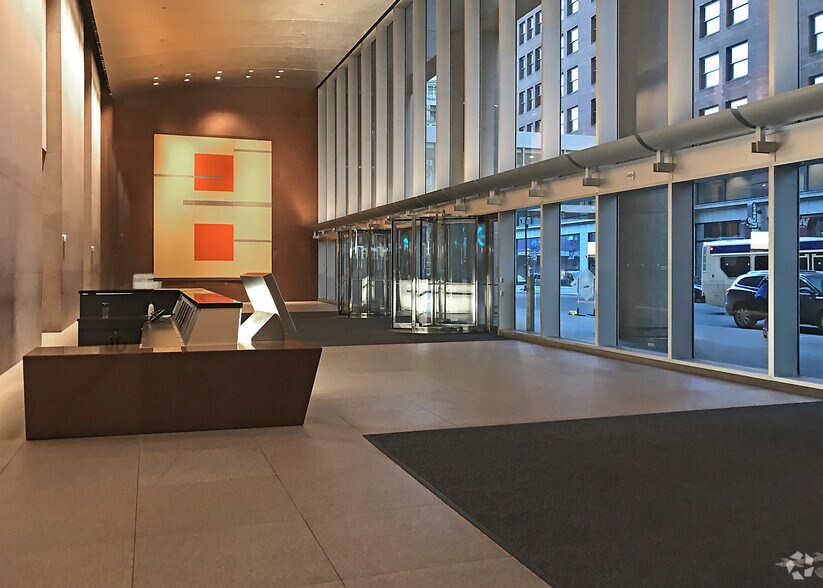 More Photos Of 33 S 6th St, Minneapolis Office For Lease