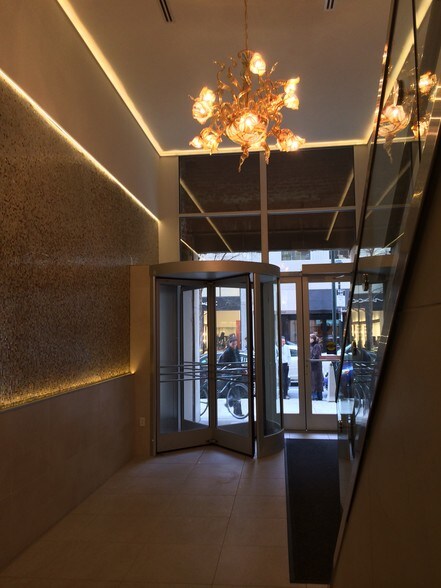 More Photos Of 1420 Walnut St, Philadelphia Office For Lease