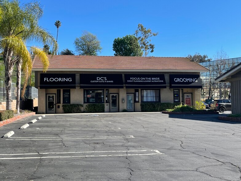 More Photos Of 560-588 N Diamond Bar Blvd, Diamond Bar Storefront Retail Office For Lease