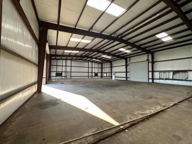 More Photos Of 7902 Irvington, Houston Warehouse For Sale