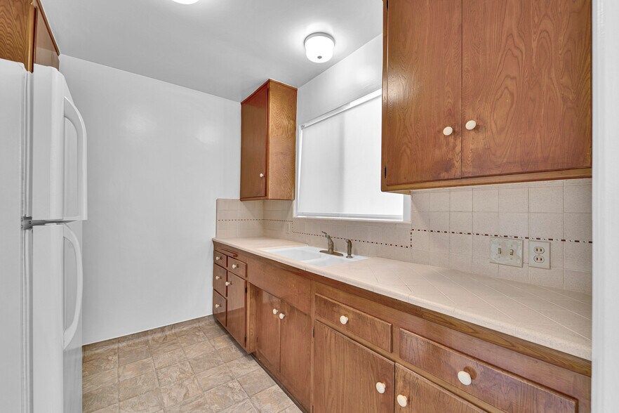 More Photos Of 938 15th St, Santa Monica Apartments For Sale