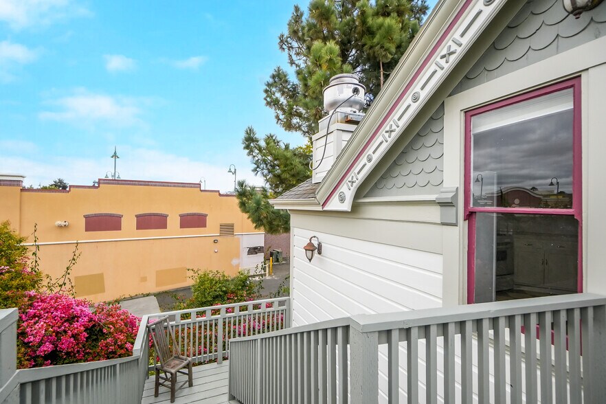 More Photos Of 742 B St, Hayward Restaurant For Sale