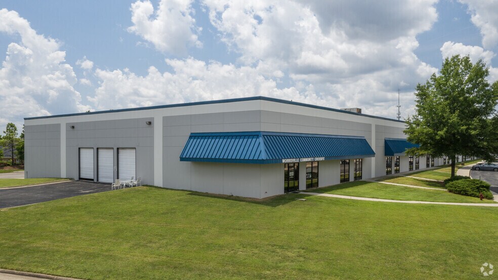 More Photos Of 2933 S Miami Blvd, Durham Light Manufacturing For Lease